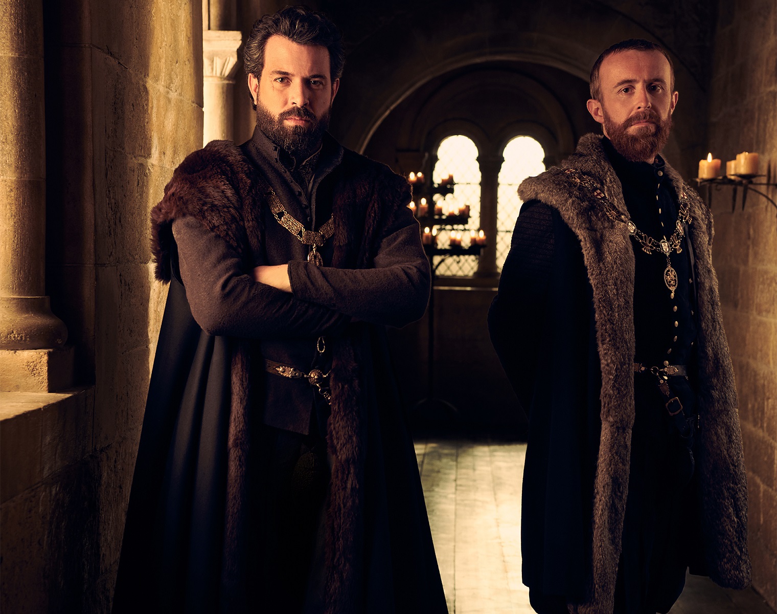 Thomas Seymour (Tom Cullen) & the Duke of Somerset (John Heffernan) in Becoming Elizabeth (image courtesy STARZ)